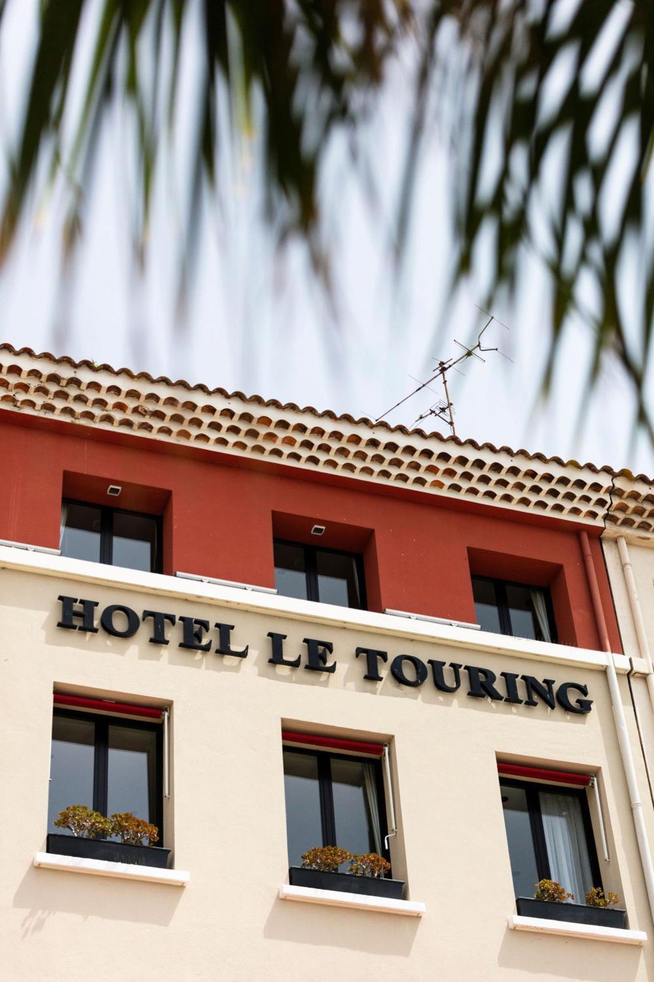 Hotel Le Touring Saint-Raphael  Exterior photo